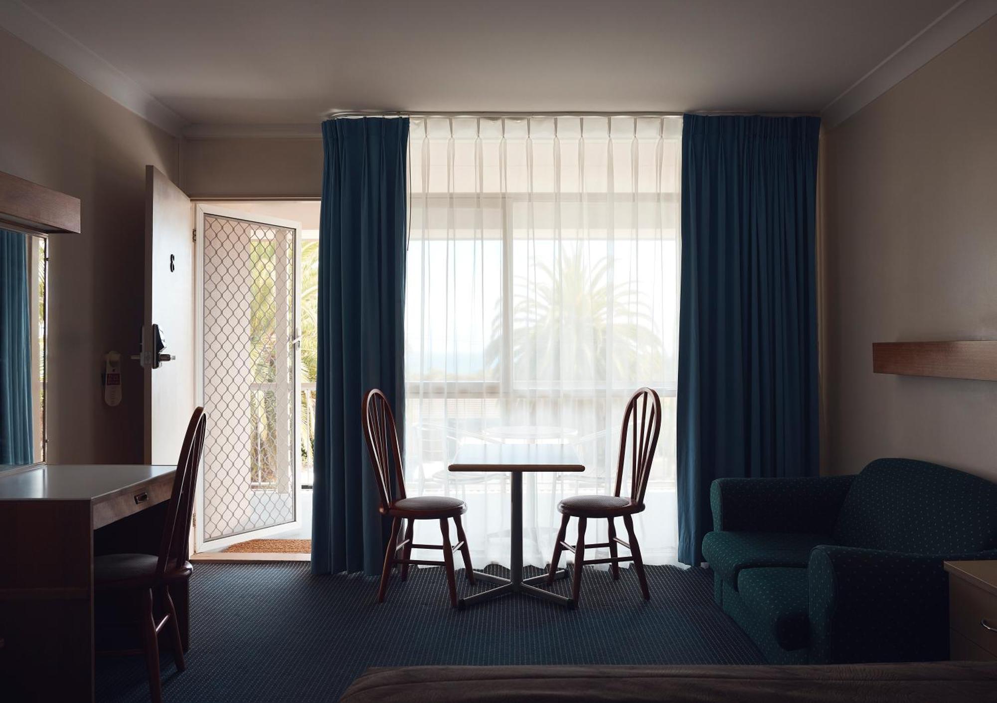 Holiday Lodge Motor Inn Narooma Exteriör bild