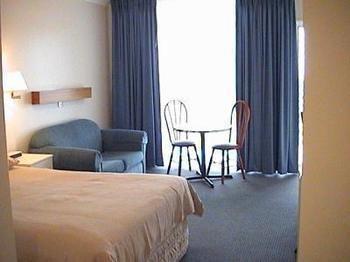 Holiday Lodge Motor Inn Narooma Exteriör bild